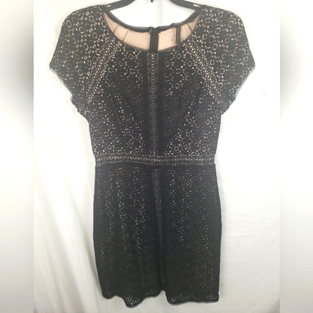 BCBG Paris Black Lace Short Sleeve Dress Sz 4